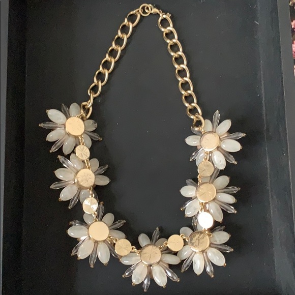 Banana Republic statement floral necklace - Picture 2 of 3